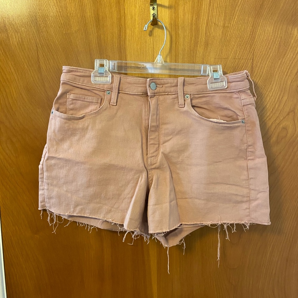 Target brand cut off shorts in dusty blush